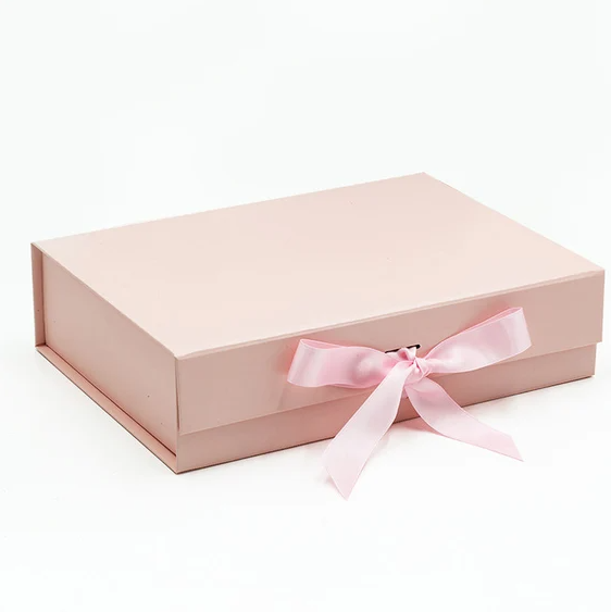 Magnetic gift box with ribbon - We box it for your